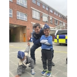 De politie op bezoek bij de kleuters