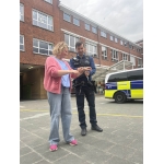 De politie op bezoek bij de kleuters